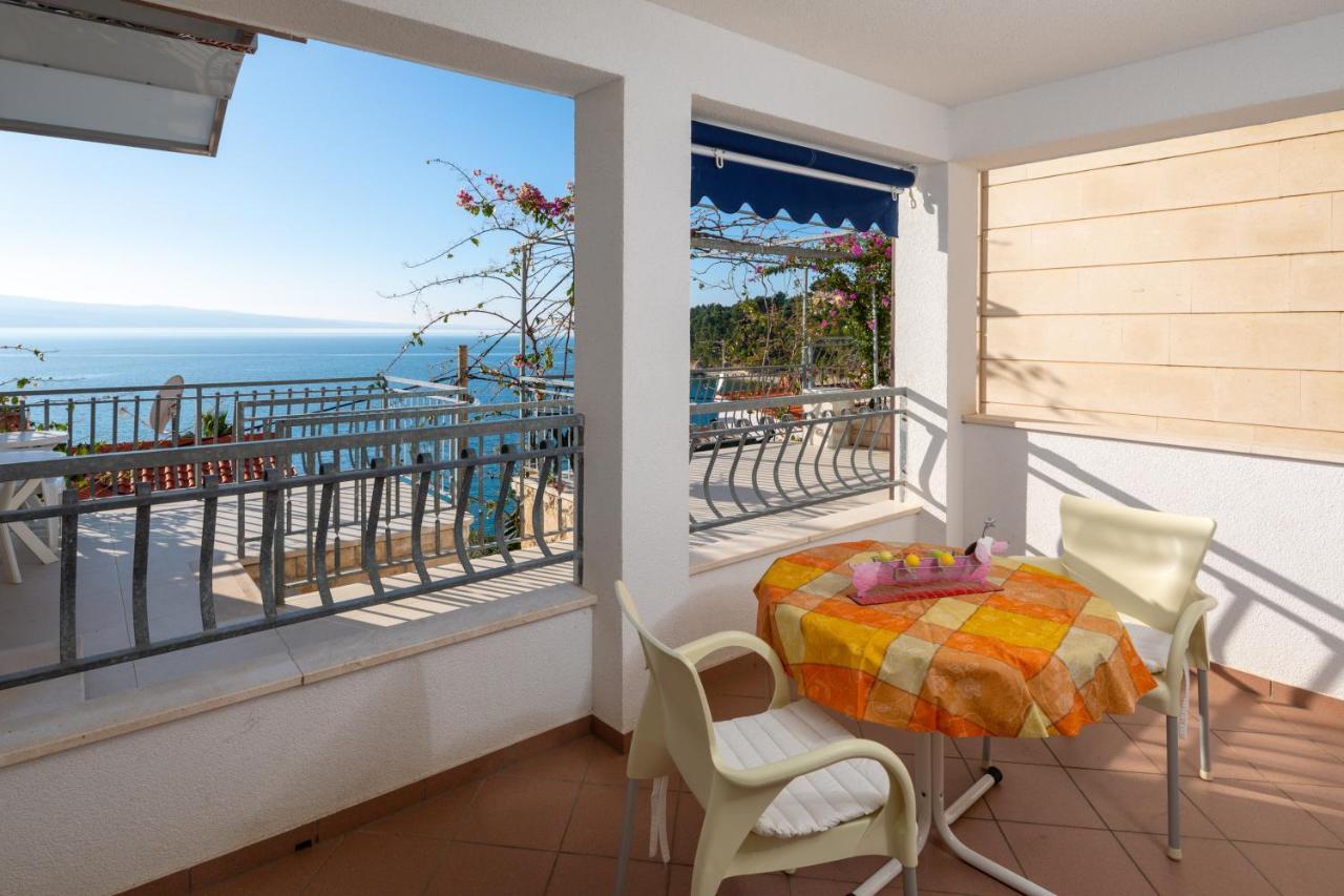 Beach Penthouse Diamond オミシュ エクステリア 写真