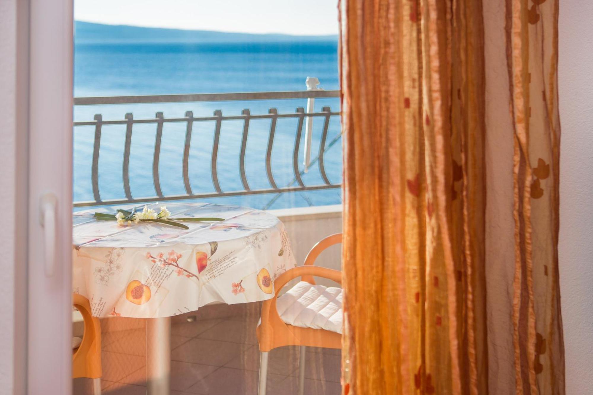 Beach Penthouse Diamond オミシュ エクステリア 写真